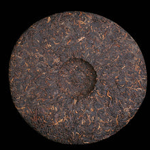 Cargar imagen en el visor de la galería, 2009 LiMing &quot;7590&quot; Cake 357g Puerh Ripe Tea Shou Cha