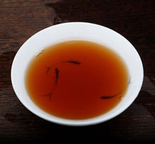 Carica l&#39;immagine nel visualizzatore di Gallery, 2007 DaYi &quot;Yu Run&quot; (Jade Sleek) Cake 357g Puerh Shou Cha Ripe Tea - King Tea Mall
