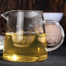 Cargar imagen en el visor de la galería, 2015 ChenShengHao &quot;Zhen Ming Qing Bing&quot; (Premium Green Cake) 357g Puerh Raw Tea Sheng Cha - King Tea Mall