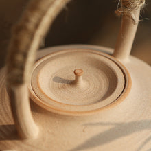 Cargar imagen en el visor de la galería, Chaozhou &quot;Sha Tiao&quot; Professional Water Boiling Kettle with Hoop Handle 700ml