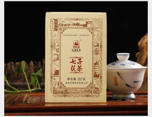 Cargar imagen en el visor de la galería, 2017 JingWei Fu Tea &quot;Qi Zi Fu Cha&quot; Brick 357g Dark Tea, Shaanxi