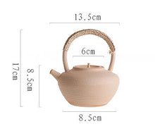 Laden Sie das Bild in den Galerie-Viewer, Chaozhou &quot;Sha Tiao&quot; Professional Water Boiling Kettle with Hoop Handle 700ml