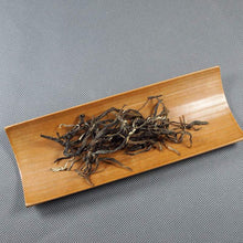 Laden Sie das Bild in den Galerie-Viewer, Bamboo “Cha He” Tea Holder Hand Made L18cm *  W6.5cm * H1.7cm - King Tea Mall