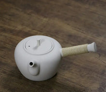 Load image into Gallery viewer, Chaozhou "Yu Shu Wei" Water Boiling Kettle - King Tea Mall