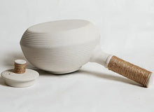 Load image into Gallery viewer, Chaozhou Sha Diao Water Boiling Kettle in White Clay 680ml - photo 3