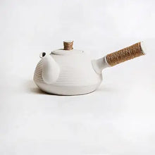 Load image into Gallery viewer, Chaozhou Sha Diao Water Boiling Kettle in White Clay 680ml