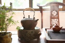 Load image into Gallery viewer, Chaozhou Sha Diao Water Boiling Kettle with Artisanal Design 900ml - photo 4