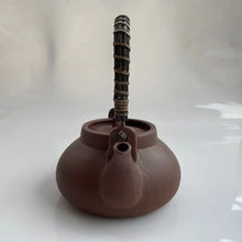 Cargar imagen en el visor de la galería, Chaozhou She Tiao Handmade Red Clay Water Boiling Kettle 500ml - photo 2