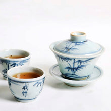 Cargar imagen en el visor de la galería, Rustic Underglaze Blue Porcelain Gaiwan 110ml / Tea Cup 58ml Hand Made &amp; Drawing