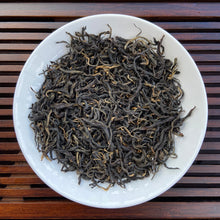 Laden Sie das Bild in den Galerie-Viewer, 2024 Black Tea &quot;Shai Hong&quot; (Hong Cha - Sun Dried), A Grade Loose Leaf Tea, Dian Hong, FengQing, Yunnan