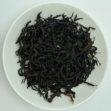 Laden Sie das Bild in den Galerie-Viewer, 2020 Black Tea &quot;Ye Sheng Gu Shu Dian Hong&quot;  (Wild Old Tree Black Tea), A++++ Grade, Loose Leaf Tea, Hong Cha, YunNan Province.