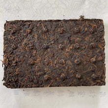 Load image into Gallery viewer, Late 90's CNNP Puerh 7581 Tea Brick 250g Puerh Ripe Tea Shou Cha - photo 8