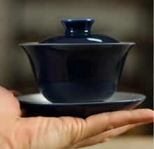 Carica l'immagine nel visualizzatore di Gallery, Ocean Blue Glaze Ceramic Gaiwan 200cc, 2 Patterns - photo 2