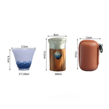 將圖片載入圖庫檢視器 Portable Chinese tea set with glass teacup, bamboo tea pitcher, and carrying case, dimensions shown