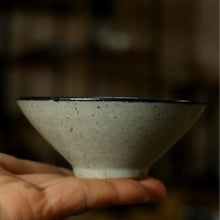 Laden Sie das Bild in den Galerie-Viewer, Rustic Porcelain 2 Kinds of Tea Cups, 70cc, Cloud / Fish - photo 3