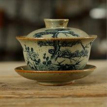 Load image into Gallery viewer, Rustic Porcelain GaiWan 175cc, 2 Patterns' Scenery Painting.
