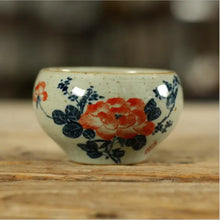Load image into Gallery viewer, Rustic Porcelain, Tea Cup, Hand Throwing and Painting. - photo 4