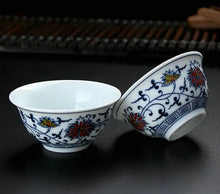 Load image into Gallery viewer, Tea Cup "Qing Hua Ci" (Blue and White Porcelain) Twining Lotus Pattern - King Tea Mall