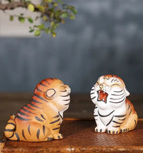 Load image into Gallery viewer, Tiger Tea Pet, for Zodiac Tiger Year, Zi Sha Production. - photo 5