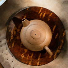 Load image into Gallery viewer, Yixing Ju Lun Zhu Teapot in Aged Duan Ni Clay - photo 19