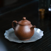 Carica l'immagine nel visualizzatore di Gallery, Yixing Pan Hu Teapot in Ben Shan Zi Ni Clay - photo 4