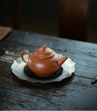 Load image into Gallery viewer, Yixing Shui Ping Teapot in Baoshan Jiangponi Clay - photo 12