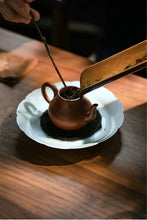 Load image into Gallery viewer, Yixing Si Ting Teapot in Zhao Zhuang Zhu Ni Clay - photo 10