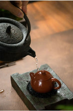Load image into Gallery viewer, Yixing Wen Dan Teapot 100ml, Zhu Ni Clay - photo 4