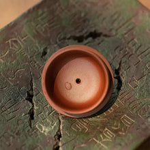 Load image into Gallery viewer, Yixing Weng Xing (Jar Style) Teapot 100ml, Xiao Mei Yao Zhu Ni Mud. - photo 11